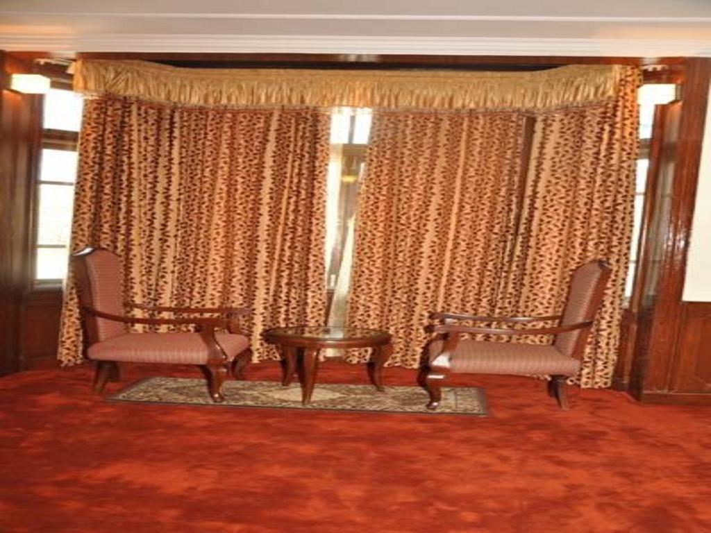 Hotel Southgate Shimla Bagian luar foto