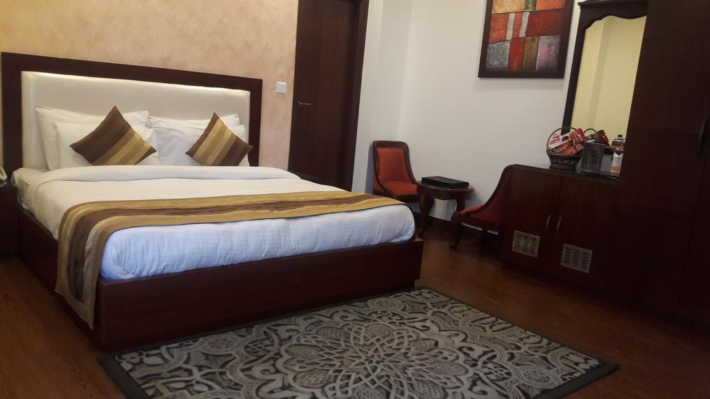 Hotel Southgate Shimla Bagian luar foto