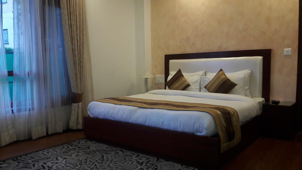 Hotel Southgate Shimla Bagian luar foto